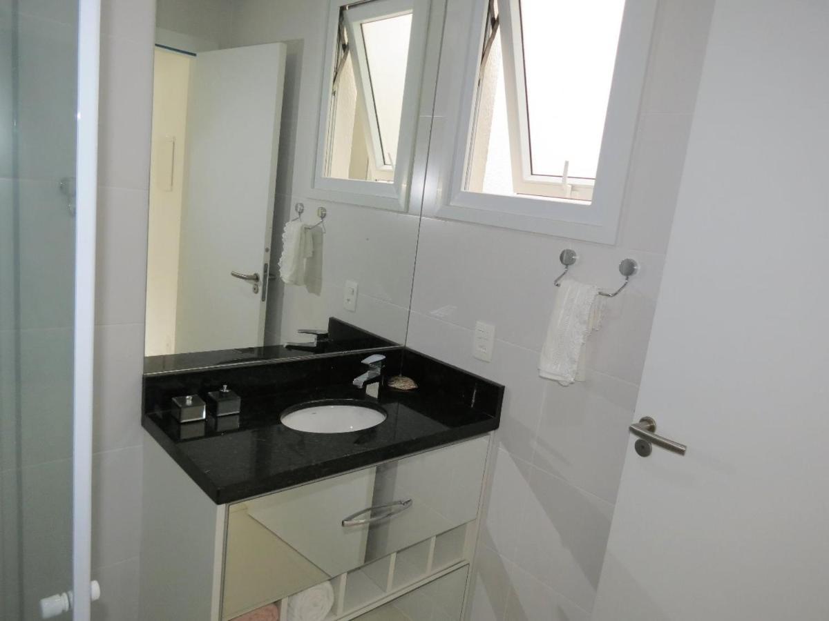Ingleses Apartamento *