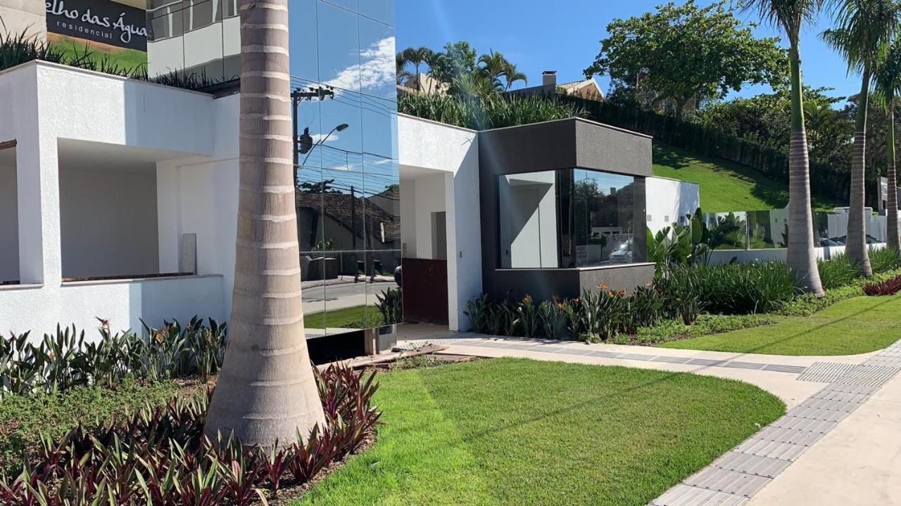 Ingleses Apartamento